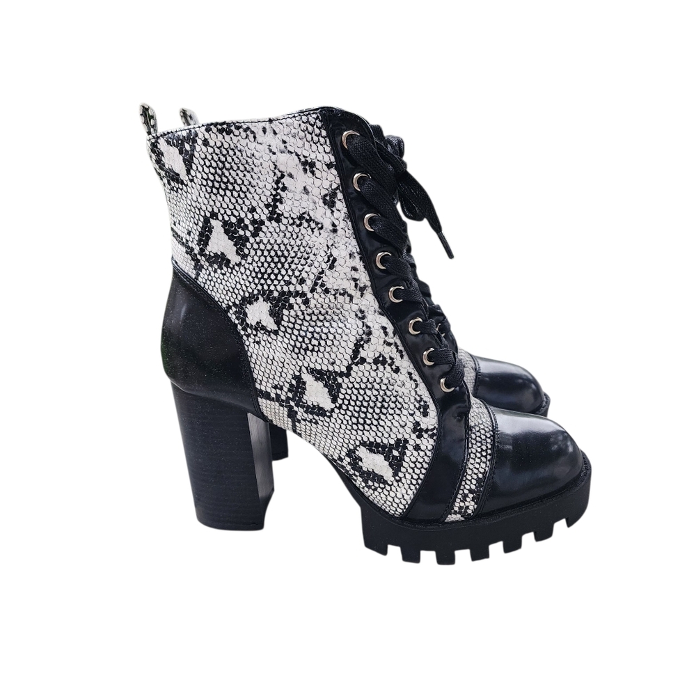Fashion Nova Up All Night Booties Glenna Platform Boots 10 - Picture 3 of 12